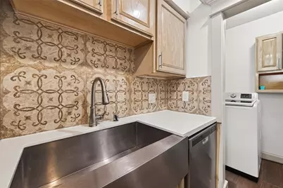 3684 Ocee Street, Houston, TX 77063 - Photo 10