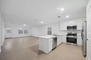 337 Grayson Baw Ln, Waller, TX 77484 - Photo 8