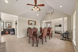 16910 County Line Rd, Winnie, TX 77665 - Photo 10