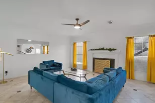 4610 Cobb Cir Dr, Sugar Land, TX 77479 - Photo 16