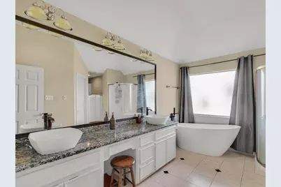 4610 Cobb Circle Drive, Sugar Land, TX 77479 - Photo 34
