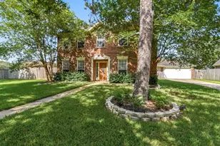4610 Cobb Cir Dr, Sugar Land, TX 77479 - Photo 2