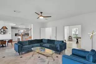 4610 Cobb Cir Dr, Sugar Land, TX 77479 - Photo 14