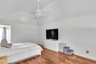 4610 Cobb Cir Dr, Sugar Land, TX 77479 - Photo 32