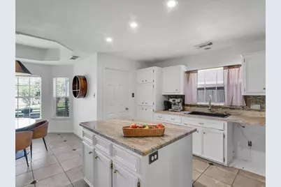 4610 Cobb Circle Drive, Sugar Land, TX 77479 - Photo 20