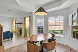 4610 Cobb Cir Dr, Sugar Land, TX 77479 - Photo 18