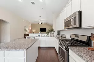 9906 Deborah Colony Ln, Humble, TX 77396 - Photo 10