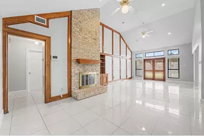 7223 Mission Court Drive, Houston, TX 77083 - Photo 14