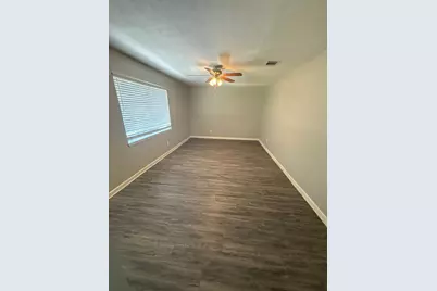 8807 Barton Street, Houston, TX 77075 - Photo 6