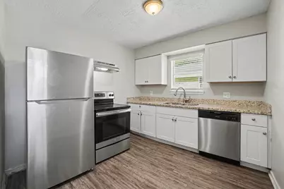 8807 Barton Street, Houston, TX 77075 - Photo 6