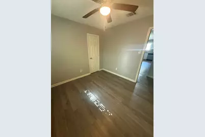 8807 Barton Street, Houston, TX 77075 - Photo 4