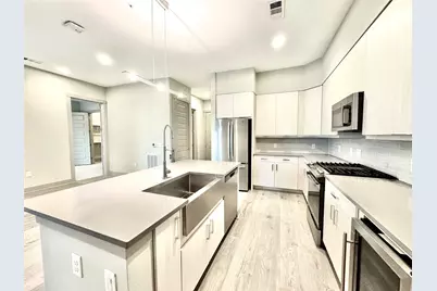 401 W 25th St Street #2125, Houston, TX 77008 - Photo 1