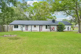 101 W Larkspur Dr, Alvin, TX 77511 - Photo 26
