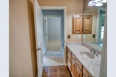 309 Williamsburg, Clute, TX 77531 - Photo 14