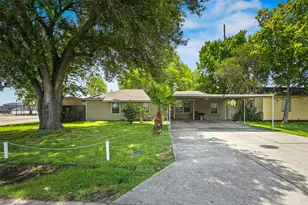 8822 Koala Dr, Houston, TX 77061 - Photo 1