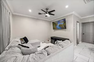 8822 Koala Dr, Houston, TX 77061 - Photo 24