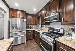 8822 Koala Dr, Houston, TX 77061 - Photo 10