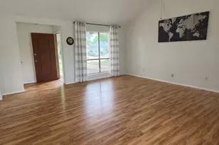 2718 S Brompton, Pearland, TX 77584 - Photo 4