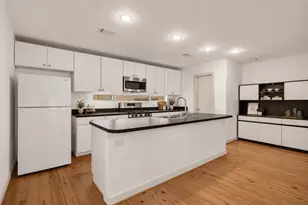 708 Ruthven St, Houston, TX 77019 - Photo 8