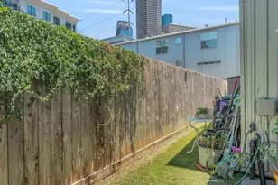 708 Ruthven St, Houston, TX 77019 - Photo 12