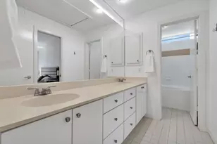 708 Ruthven St, Houston, TX 77019 - Photo 10