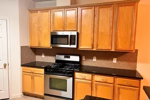 9406 Lakeway View Ln, Humble, TX 77396 - Photo 2