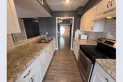 11869 Algonquin Drive, Houston, TX 77089 - Photo 8