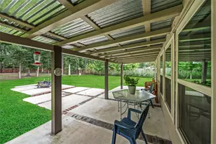 9813 Cold Creek Dr, Conroe, TX 77306 - Photo 20
