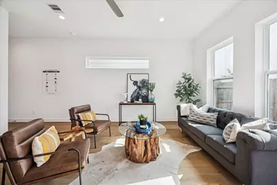 1922 Luna Woods Lane, Houston, TX 77055 - Photo 16