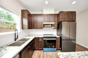 3810 Hiford Dr, Houston, TX 77047 - Photo 10