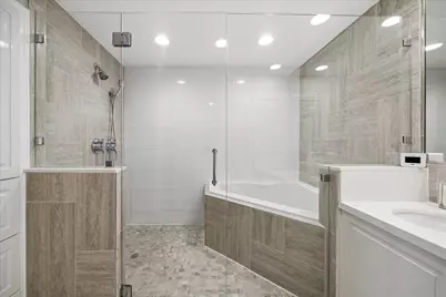 3350 McCue Road #1101, Houston, TX 77056 - Photo 4