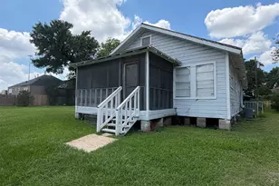 109 Tascott St, Pasadena, TX 77506 - Photo 2