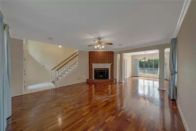 1618 Nails Creek Drive, Sugar Land, TX 77478 - Photo 4