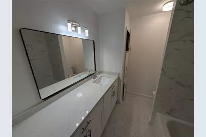 5550 N Braeswood Boulevard #84, Houston, TX 77096 - Photo 10