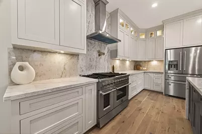 301 Vincent Street, Houston, TX 77009 - Photo 8