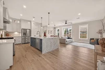 301 Vincent Street, Houston, TX 77009 - Photo 6