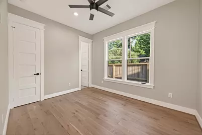 301 Vincent Street, Houston, TX 77009 - Photo 30