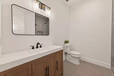 301 Vincent Street, Houston, TX 77009 - Photo 32