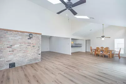 921 Victoria Drive, Richmond, TX 77469 - Photo 14