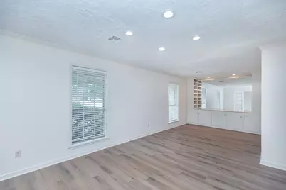 921 Victoria Drive, Richmond, TX 77469 - Photo 10