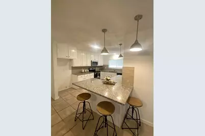 13 Canyon Oak Lane, The Woodlands, TX 77380 - Photo 2