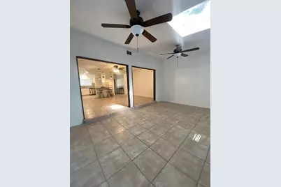 13 Canyon Oak Lane, The Woodlands, TX 77380 - Photo 8