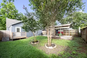 5737 Dorbrandt St, Houston, TX 77023 - Photo 34