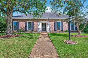 1814 Antigua Ln, Houston, TX 77058 - Photo 1