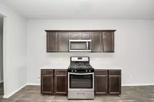 16916 Rich Pines Dr, Conroe, TX 77302 - Photo 6
