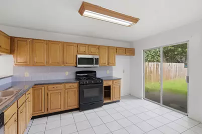 810 Derby Lane, Missouri City, TX 77489 - Photo 10