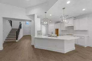 2943 Belle Tree Ln, Katy, TX 77493 - Photo 2
