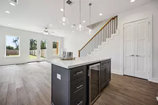 3504 Caplin St, Houston, TX 77026 - Photo 2