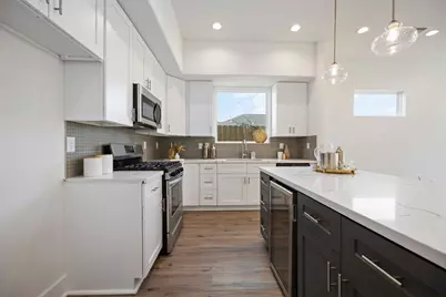 3504 Caplin Street #B, Houston, TX 77026 - Photo 8