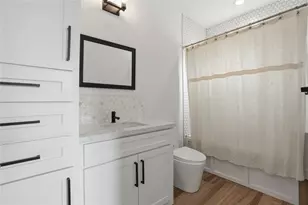 3123 Maroneal St, Houston, TX 77025 - Photo 18